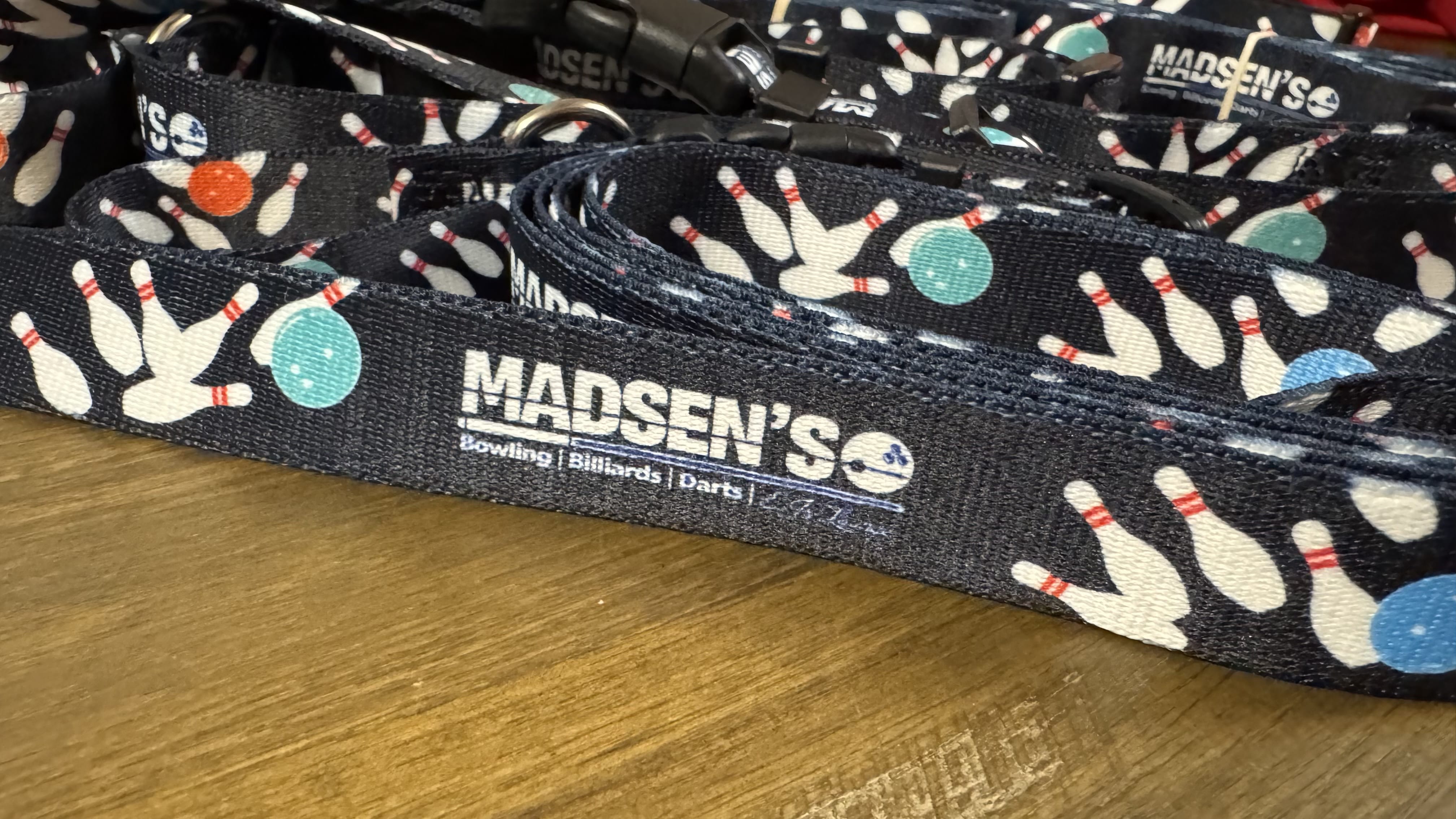 Custom Logo Business Dog Collar and Leashes