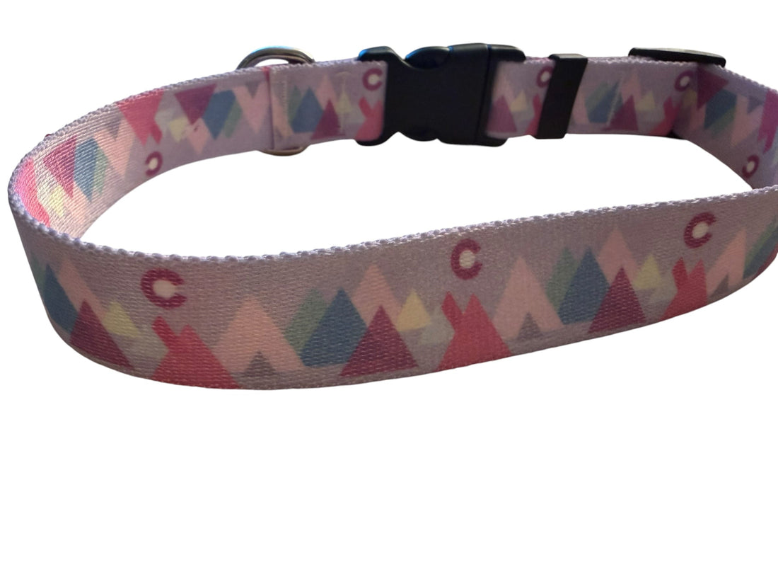Modern Mountain Pink Collar